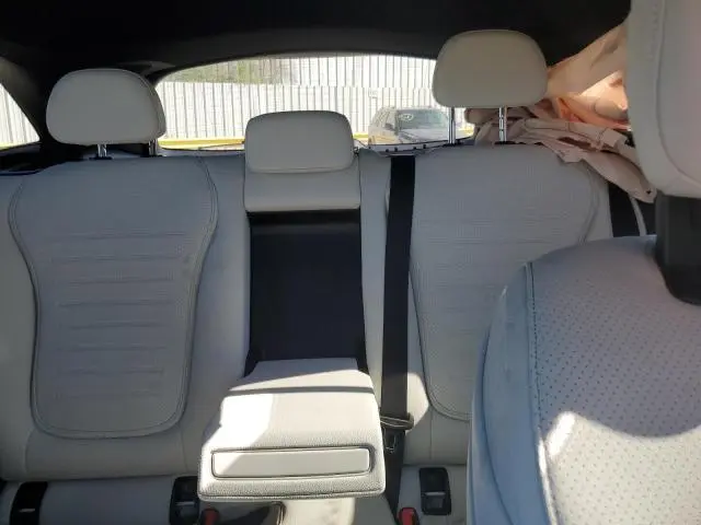 2023 MERCEDES-BENZ GLC 300  