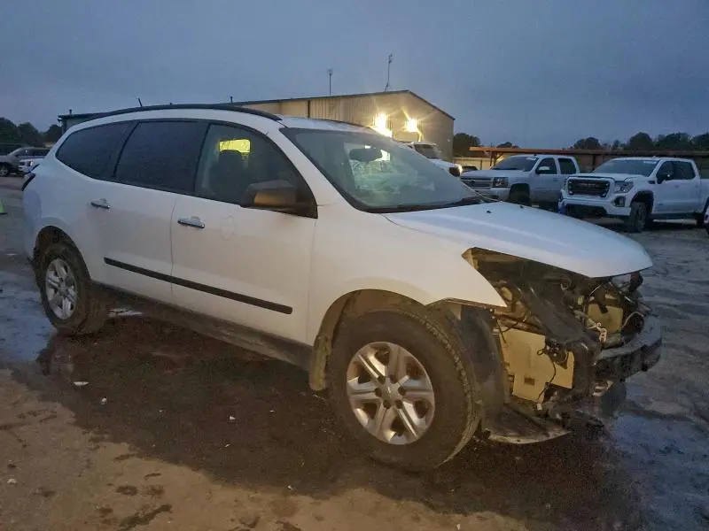 2017 CHEVROLET TRAVERSE LS  