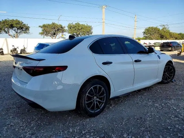 2018 ALFA ROMEO GIULIA Q4  