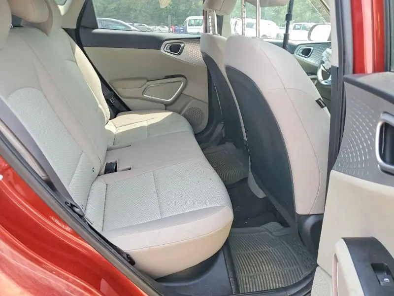 2020 KIA SOUL LX  