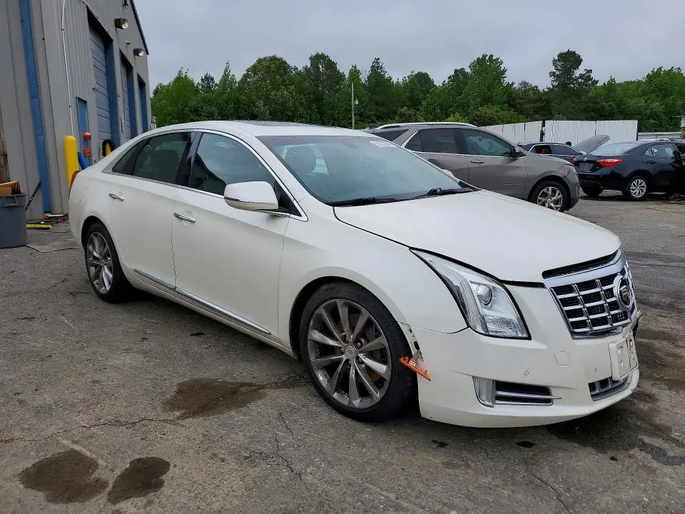 2013 CADILLAC XTS   