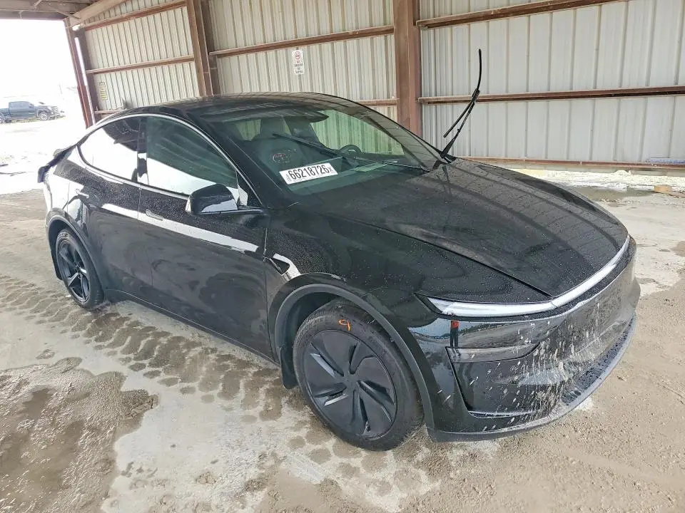 2026 TESLA MODEL Y   