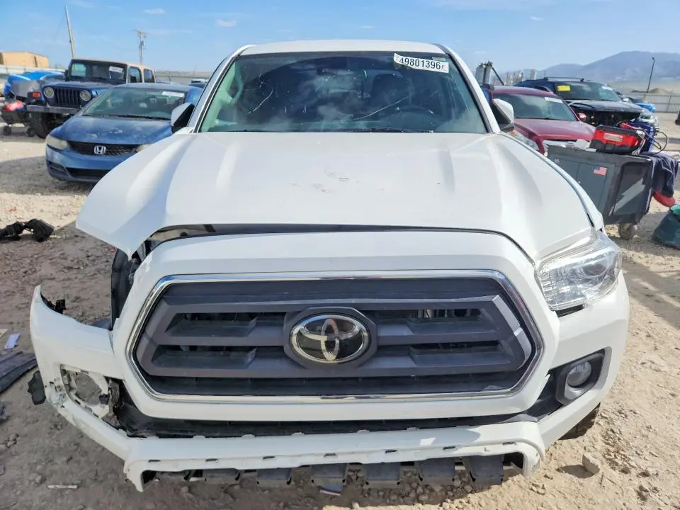 2021 TOYOTA TACOMA SR5 V6  