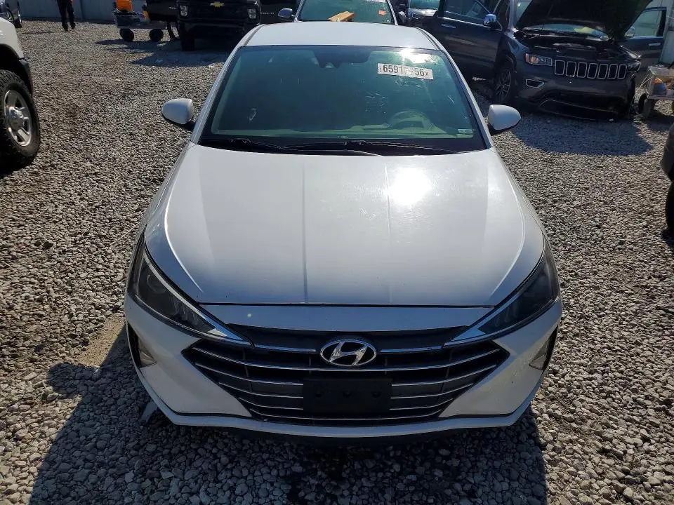 2019 HYUNDAI ELANTRA SEL  
