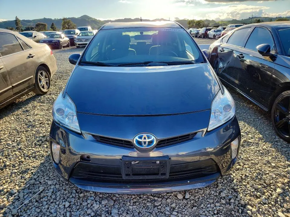 2015 TOYOTA PRIUS TWO  