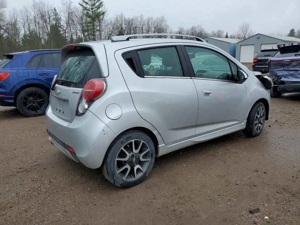2013 CHEVROLET SPARK 2LT  