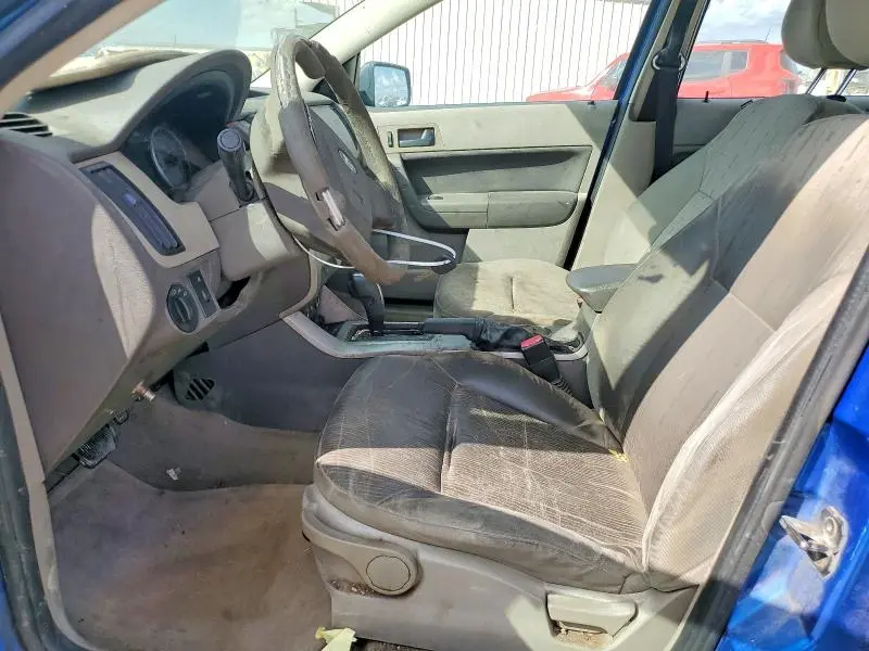 2010 FORD FOCUS SE  