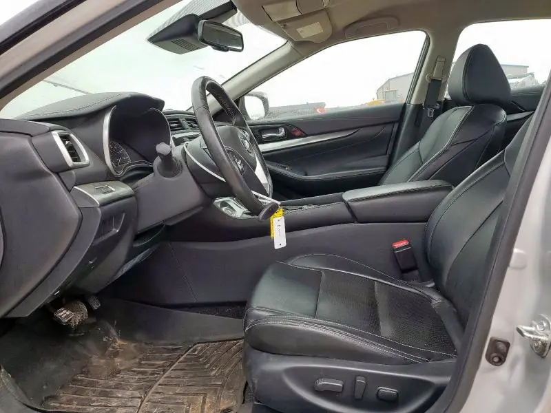 2020 NISSAN MAXIMA SV  