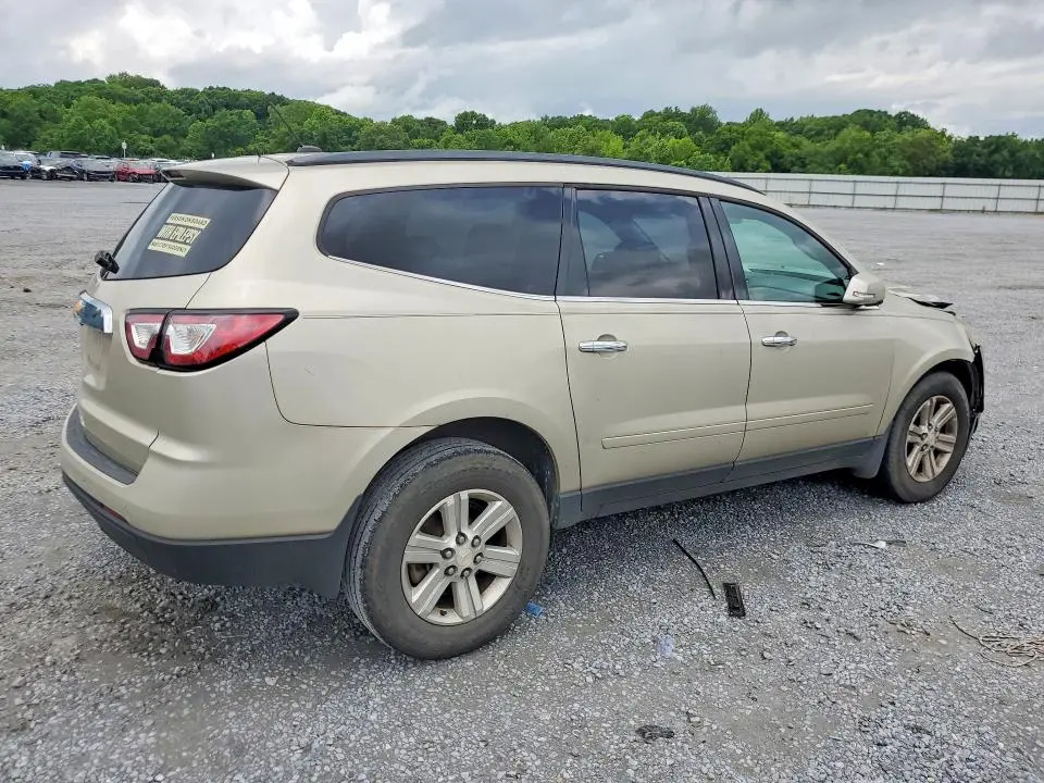 2014 CHEVROLET TRAVERSE LT  
