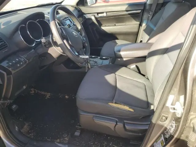 2012 KIA SORENTO BASE  