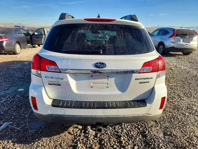 2011 SUBARU OUTBACK 3.6R LIMITED  