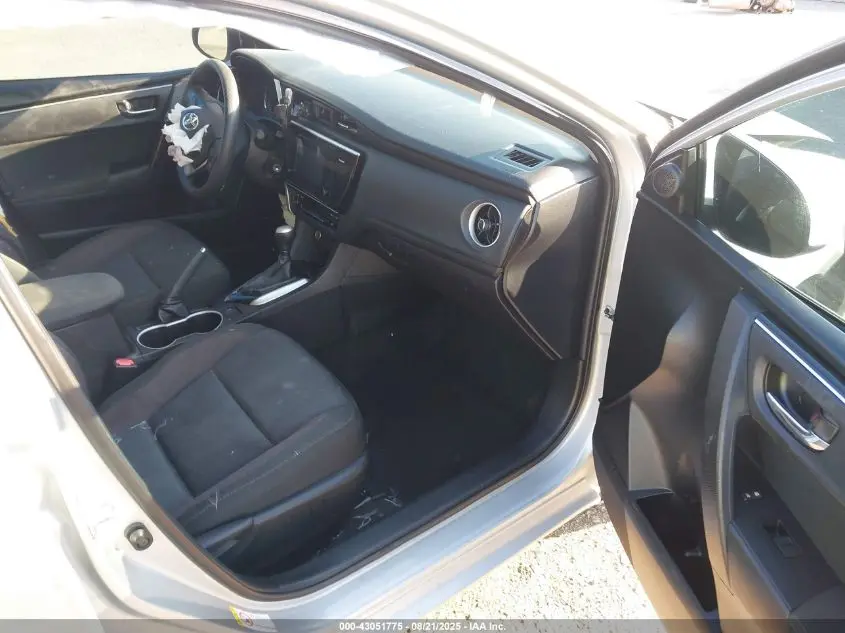 2017 TOYOTA COROLLA LE