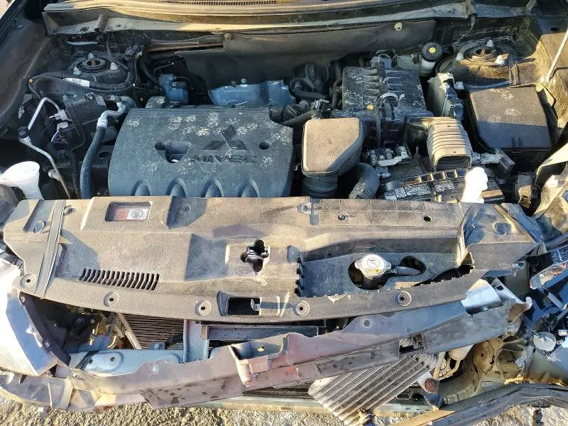 2019 MITSUBISHI OUTLANDER ES  