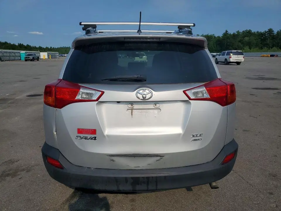 2013 TOYOTA RAV4 XLE  