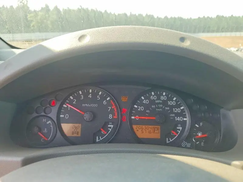 2010 NISSAN FRONTIER SE V6  