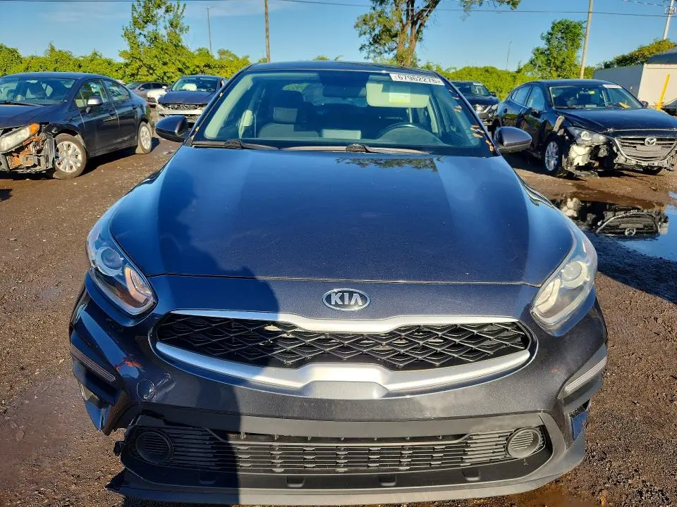 2021 KIA FORTE FE  