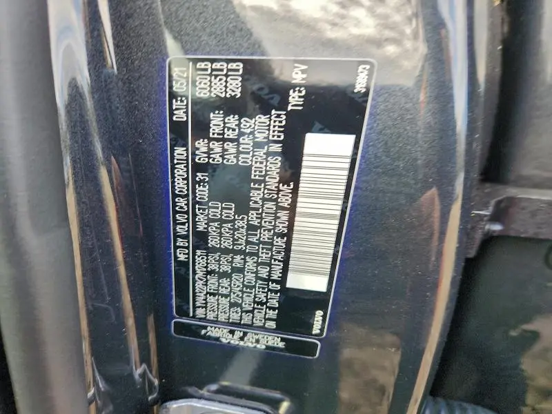 2021 VOLVO XC90 T6 MOMENTUM  