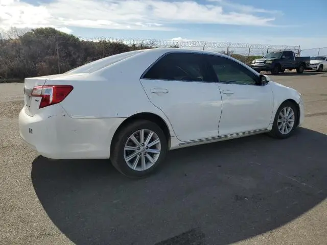 2014 TOYOTA CAMRY SE  
