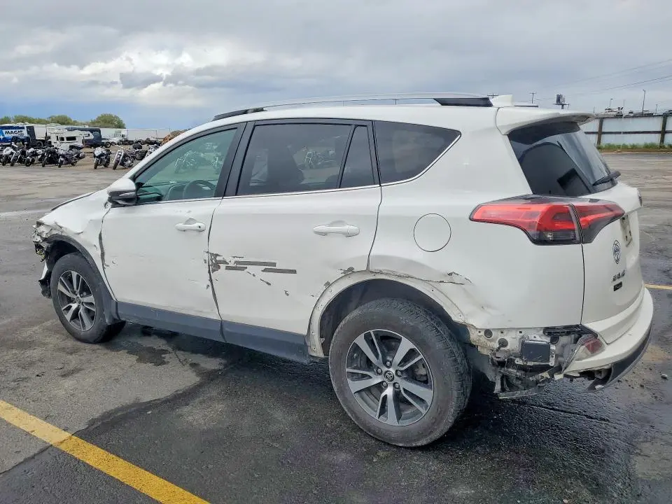 2018 TOYOTA RAV4   