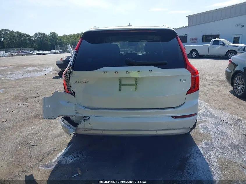 2022 VOLVO XC90 T5 MOMENTUM 7 PASSENGER