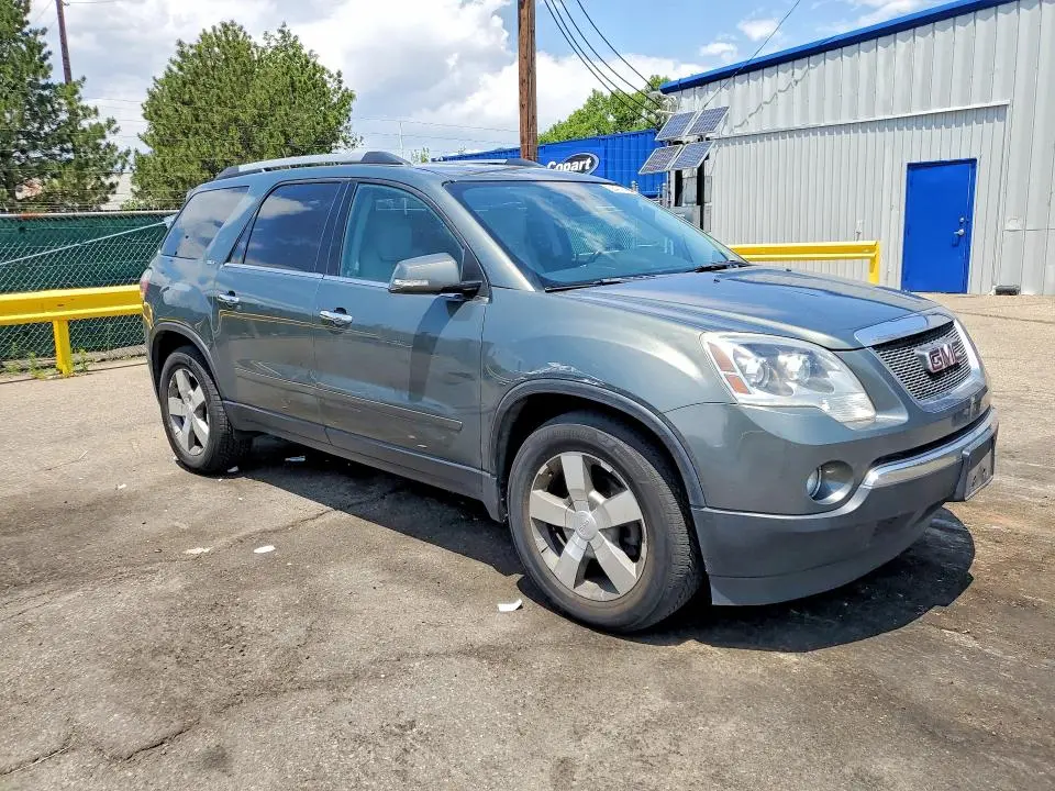 2011 GMC ACADIA SLT-1  