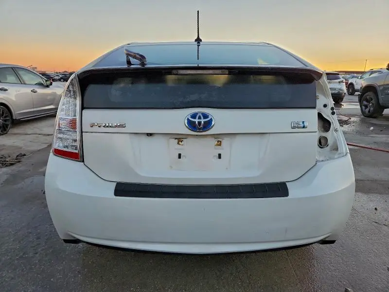 2010 TOYOTA PRIUS   