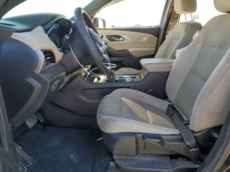 2022 CHEVROLET TRAVERSE LS  