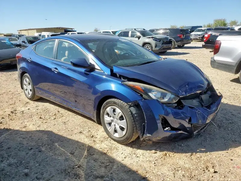 2016 HYUNDAI ELANTRA SE  