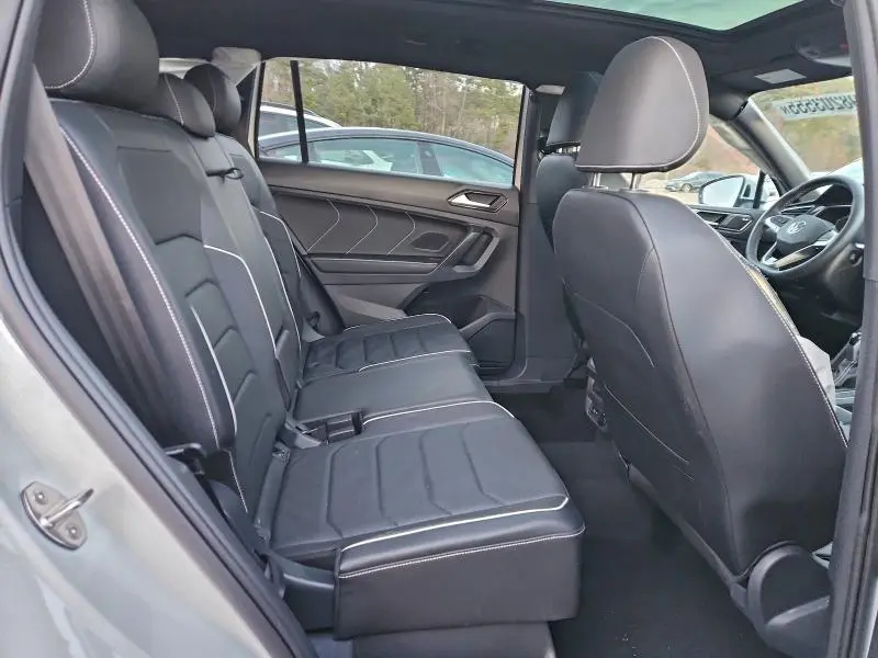 2023 VOLKSWAGEN TIGUAN SEL R-LINE BLACK  