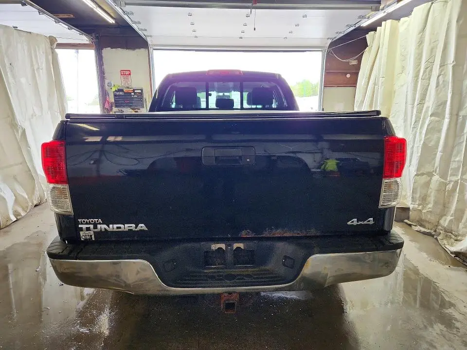 2010 TOYOTA TUNDRA DOUBLE CAB SR5  
