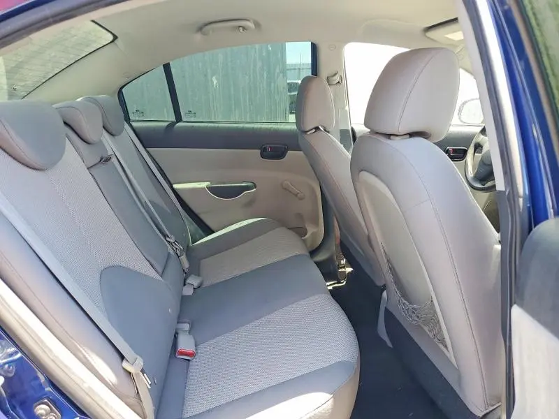 2011 HYUNDAI ACCENT GLS  