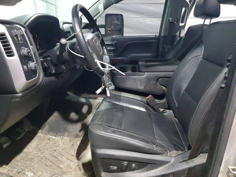 2019 GMC SIERRA K2500 SLE  