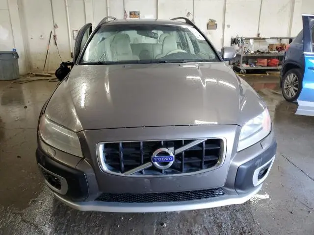 2011 VOLVO XC70 T6  