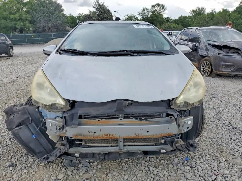 2013 TOYOTA PRIUS C THREE  