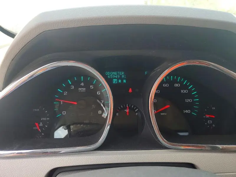 2011 CHEVROLET TRAVERSE LT  
