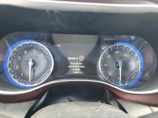 2017 CHRYSLER PACIFICA LIMITED  