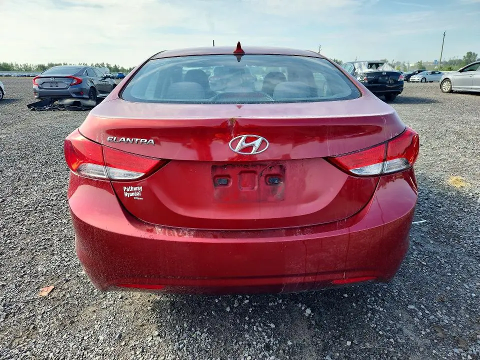 2012 HYUNDAI ELANTRA GLS  