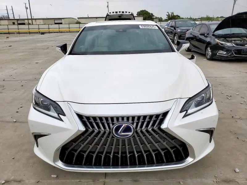 2022 LEXUS ES 300H BASE  