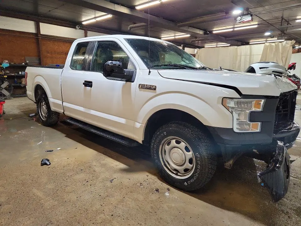 2017 FORD F150 SUPER CAB  