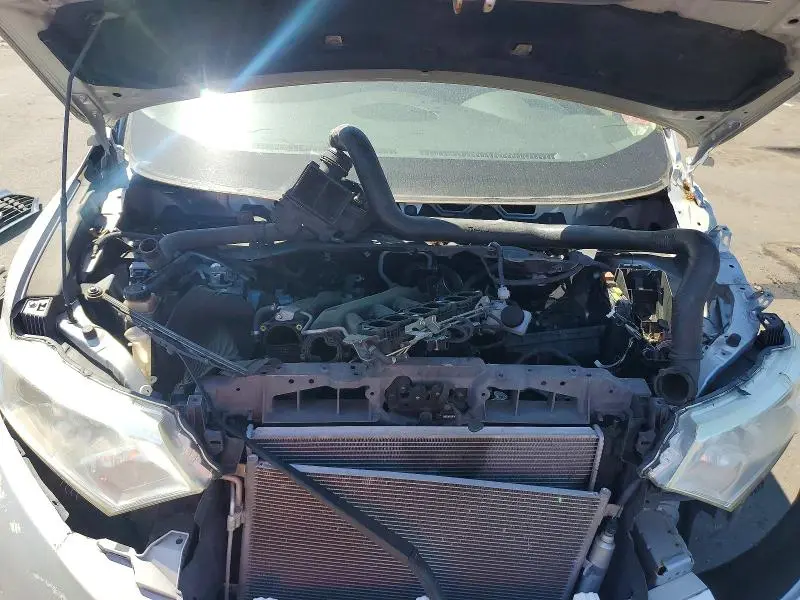 2017 NISSAN QUEST SV  