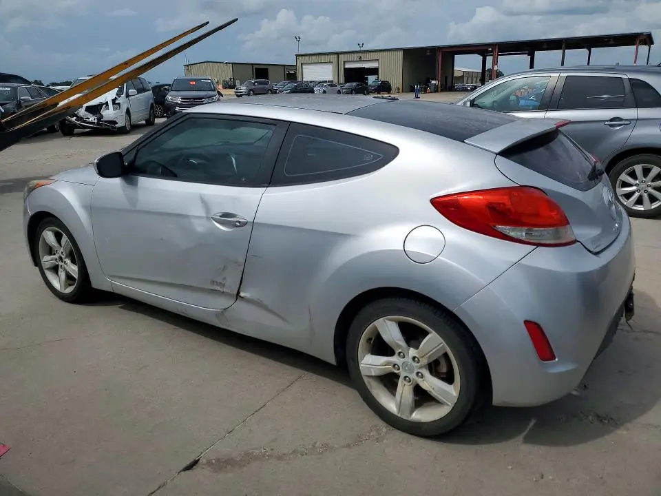 2013 HYUNDAI VELOSTER BASE  