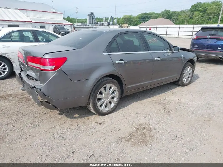 2011 LINCOLN MKZ  