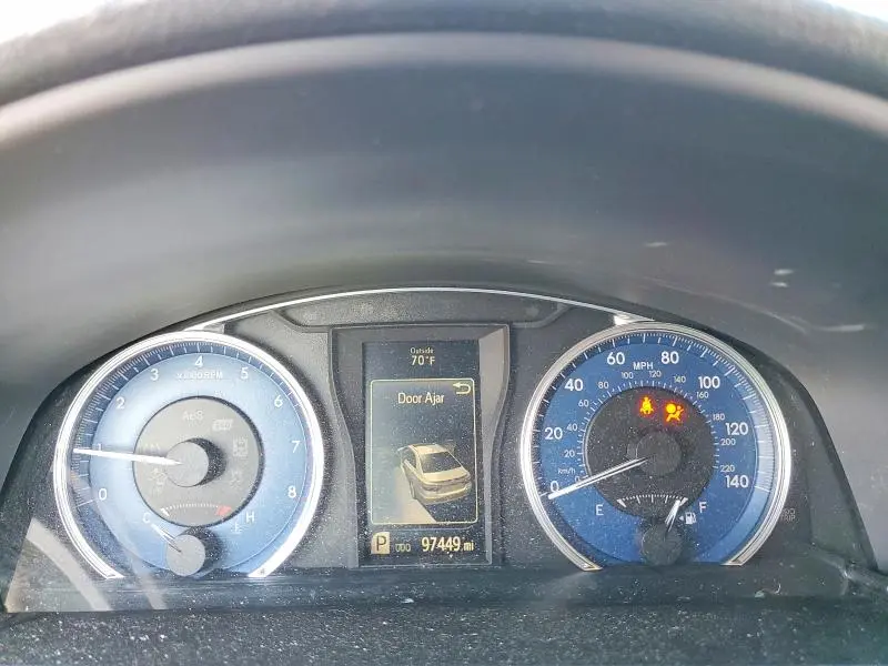 2016 TOYOTA CAMRY XLE V6  