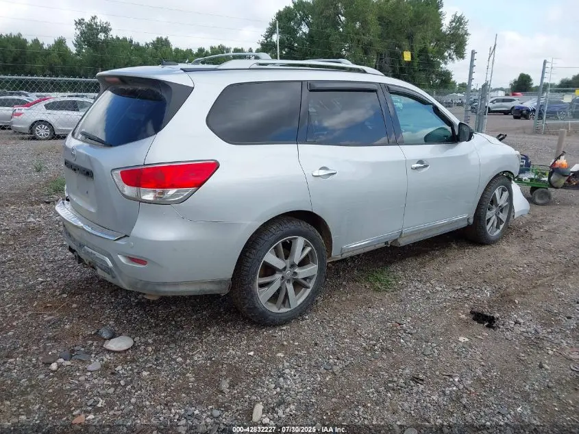 2016 NISSAN PATHFINDER PLATINUM