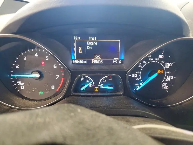 2017 FORD ESCAPE SE  