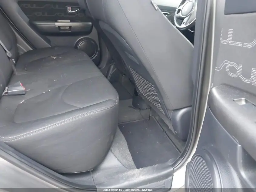 2012 KIA SOUL +
