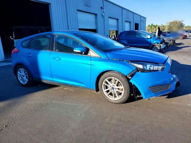 2017 FORD FOCUS SE  