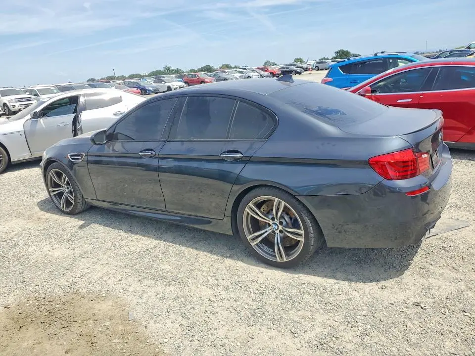2013 BMW M5   