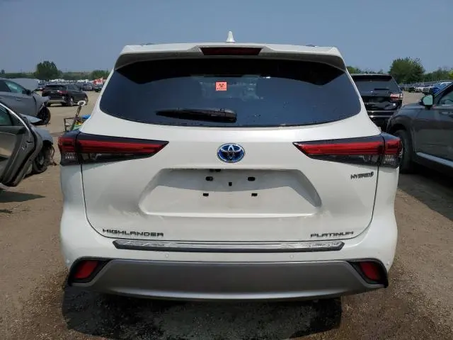 2021 TOYOTA HIGHLANDER HYBRID PLATINUM  