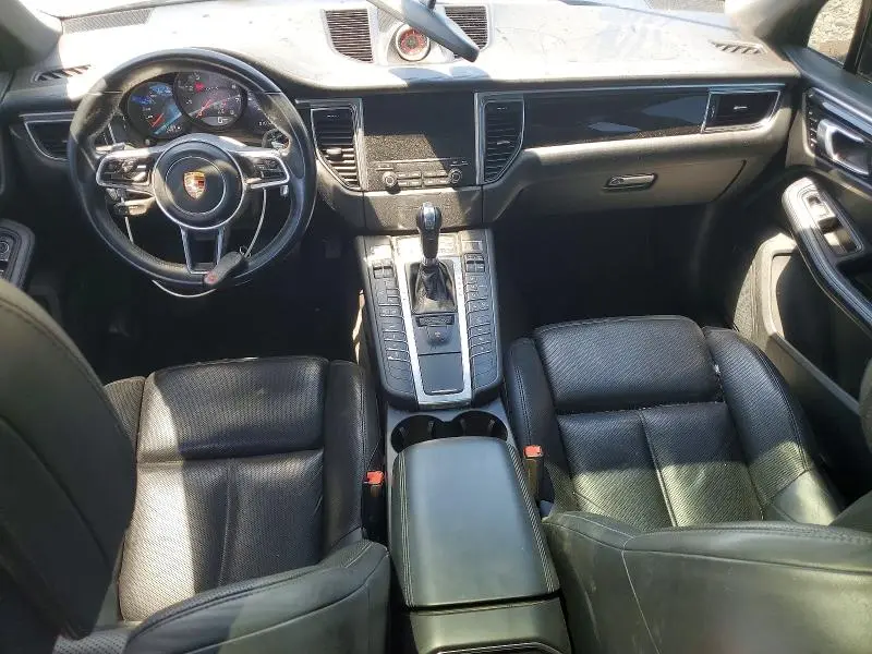 2018 PORSCHE MACAN GTS  